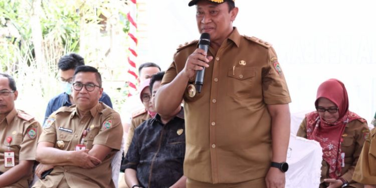 Wagub Kalteng Kunjungi Pasar Penyeimbang di Kelurahan Selat Hulu Kabupaten Kapuas