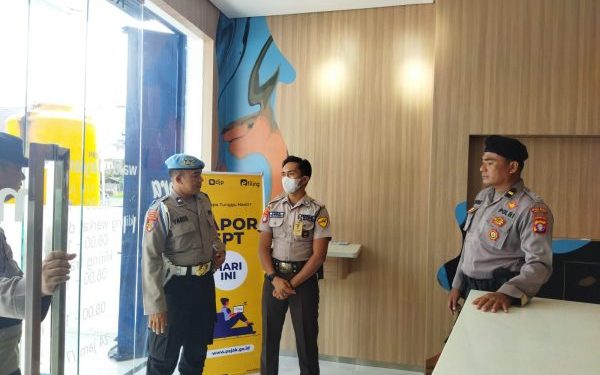 Patroli KRYD, Personil Polres Seruyan Sampaikan Himbauan Kamtibmas