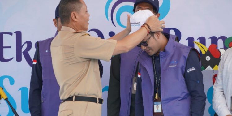 Tim Kas Keliling Ekspedisi Rupiah Susur Sungai Bank Indonesia Bertolak