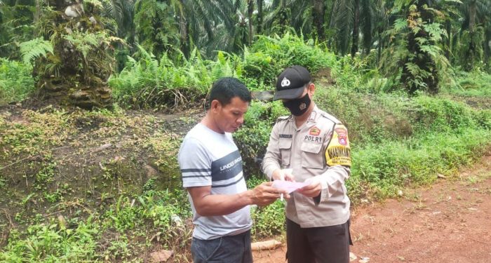 Antisipasi Karhutla, Personil Polsek Hanau Edukasi Masyarakat