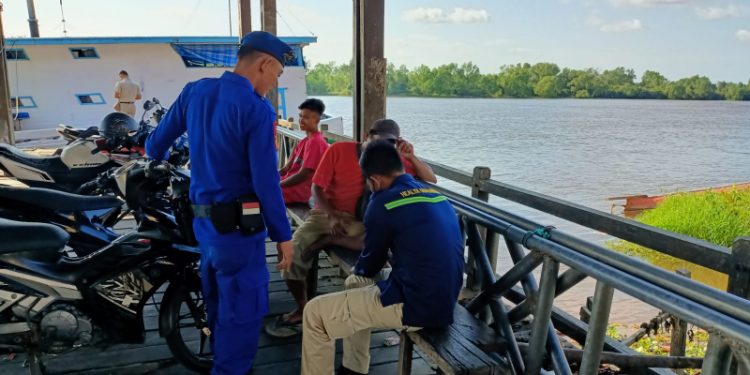 Satpolairud Polres Seruyan Sambang Masyarakat