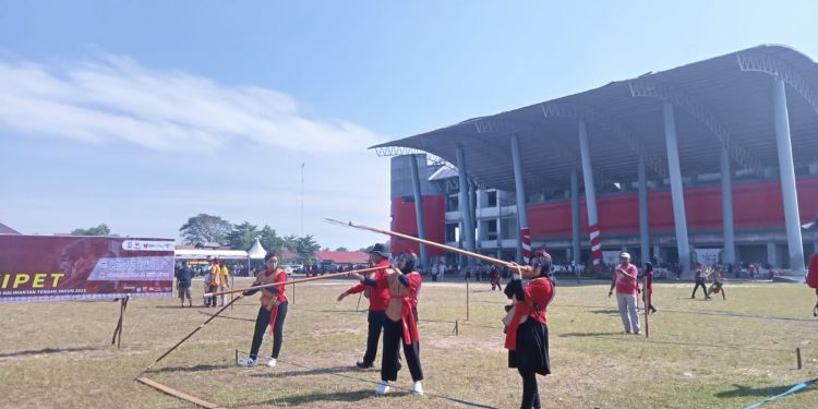 Lomba Khas Daerah Manyipet Turut Meriahkan FBIM 2023