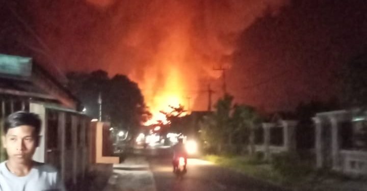 Si Jago Merah, Hanguskan Sejumlah Bangunan di Jalan Ramin 2 Palangka Raya