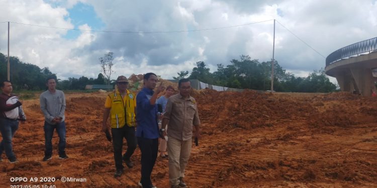 Pansus LKPJ DPRD Mura Kunjungi Lokasi Proyek Bundaran Perdie M Yoseph