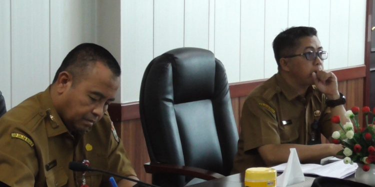 Asisten Adum Sri Suwanto Pimpin Rapat Panitia Kalteng Bersholawat