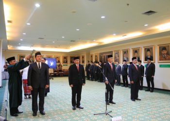 Menteri Agama Lantik Ahmad Dakhoir Sebagai Rektor IAIN Palangka Raya