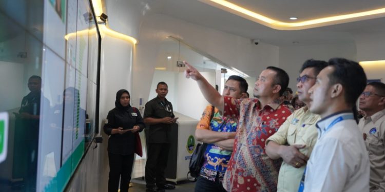 Asisten Adum Sri Suwanto Hadiri Kaji Banding dan Rakor PPID Prov. Kalteng di Bandung Jabar