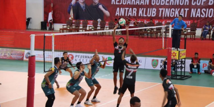 Masyarakat Antusias Saksikan Pertandingan Gubernur Cup Kejuaraan Bola Voli Antar Klub se-Indonesia Tahun 2023