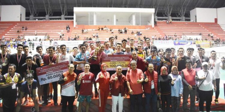 Gubernur Tutup Turnamen Bola Voli antar Klub Tingkat Nasional