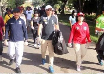 Peringati Hari Lingkungan Hidup, Pemkab Mura Gelar Jalan Sehat Sambil Pungut Sampah