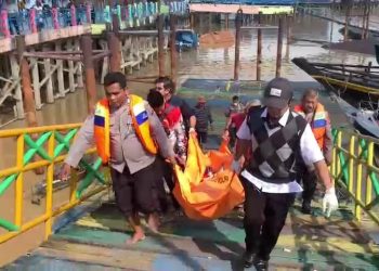 Nelayan Temukan Mayat Laki-laki Membusuk di Sungai Kahayan