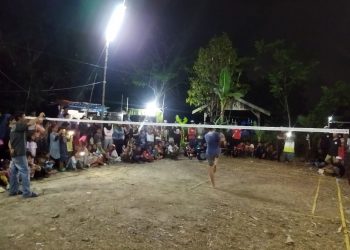Ganjar Milenial dan DEMA STAI Kapuas Menggelar Pertandingan Badminton