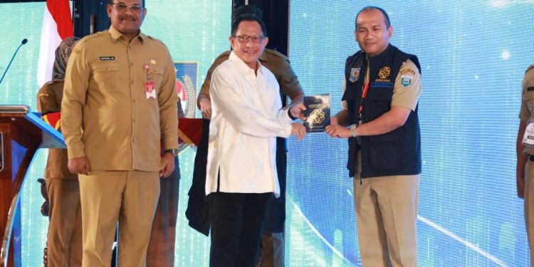 Melalui Program Kencana, Mendagri Harap Camat Lakukan Upaya Pencegahan Bencana