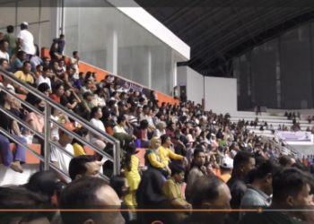 Ribuan Penonton dan Gubernur Kalteng Antusias Saksikan Semi Final Gubernur Cup Bola Voli Antar Club Nasional