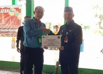 Bank Kalteng Cabang Buntok Serahkan 4 Ekor Sapi Kurban
