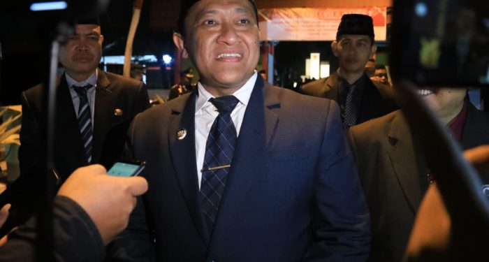 Wagub Kalteng H. Edy Pratowo Ikuti Apel Kehormatan dan Renungan Suci