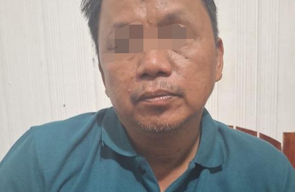 Marah dan Cemburu Kepala Desa Tusuk Selingkuhan Istri Sirinya