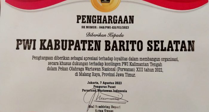 PWI Kabupaten Barito Selatan Raih Penghargaan Dari PWI Pusat