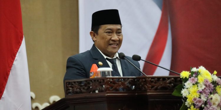 Wagub Edy Pratowo Hadiri Pelantikan PAW Anggota DPRD Kalteng