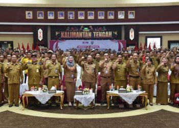 Sekda Berharap Camat dan Kades Menjadi Contoh