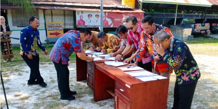 DESDM Laksanakan Pengucapan Ikrar dan Penandatangan Pakta Integritas Netralitas ASN