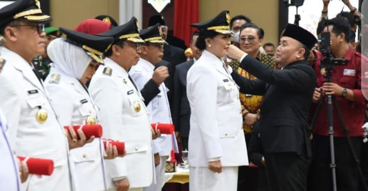 Gubernur Kalteng Sugianto Sabran Lantik 10 Penjabat Bupati dan Wali Kota