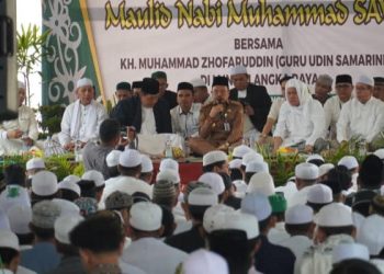 Sekda Kalteng Ikuti Peringatan Maulid Nabi di IAIN Bersama Guru Udin