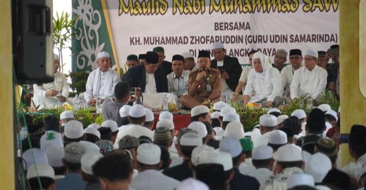 Sekda Kalteng Ikuti Peringatan Maulid Nabi di IAIN Bersama Guru Udin