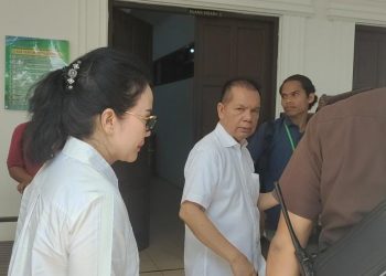 Dalam Sidang, Hakim Tolak Eksepsi Ben Brahim dan Ary Egahni