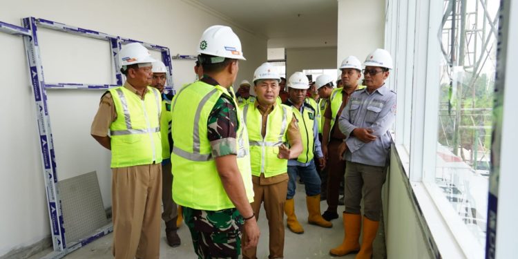 Tinjau Pembangunan RSUD Hanau, Gubernur Kalteng Sebut Progres Sudah Mencapai 88 persen