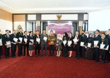 Sahli Gubernur Suhaemi Resmi Tutup Pelatihan Kepemimpinan Pengawas Gelombang I, II, dan III