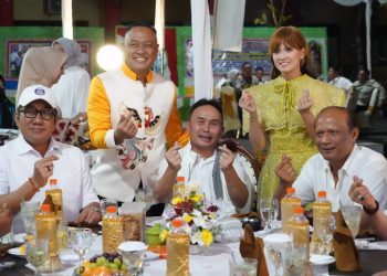 Gubernur H. Sugianto Sabran Hadiri Acara Kenal Pamit Kapolda Kalteng