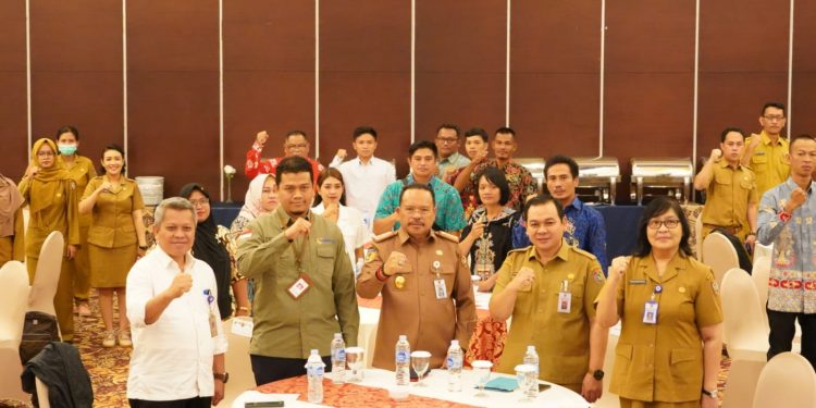 Sekda Nuryakin Buka Rakor DTKS dan Bimtek PSM Provinsi Kalteng Tahun 2023