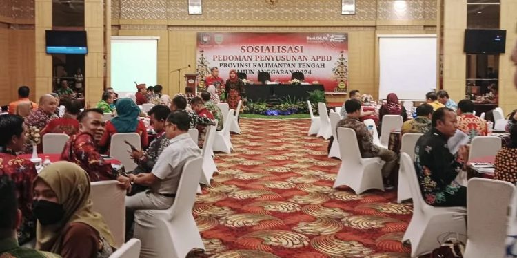 Sekretaris DPRD Kalteng Hadiri Sosialisasi Pedoman Penyusunan APBD 2024