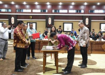 PT Tapian Nadenggan Berikan Plasma kepada Warga Sekitar PBS