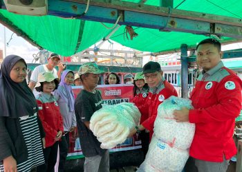 Pemprov Kalteng Berikan Bantuan Bagi Nelayan Desa Sungai Kapitan