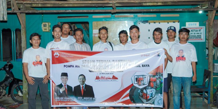 Tak Hanya Support Penerangan Jalan, Orang Muda Ganjar Turut Permudah Petani Dapatkan Akses Air Bersih