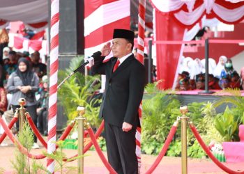 Gubernur Sugianto Sabran Pimpin Upacara Peringatan Hari Jadi ke-71 Kabupaten Kotim