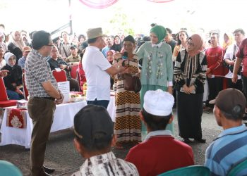 Gubernur dan Wakil Gubernur Kalteng Buka Pasar Murah di Tiga Lokasi Kabupaten Kapuas