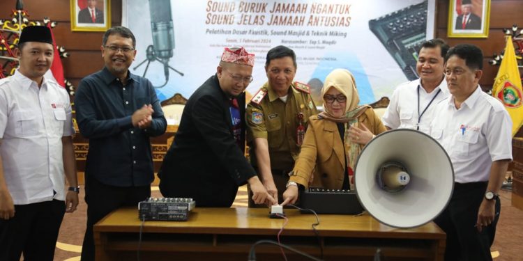 Sahli Gubernur Suhaemi Buka Pelatihan Dasar Akustik Sound Masjid dan Teknik Miking