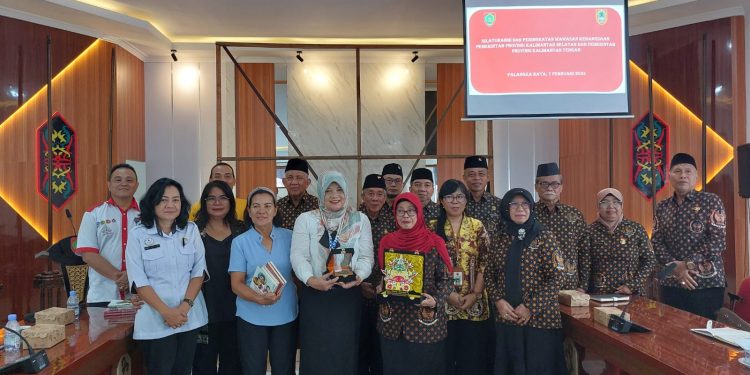 Badan Kesbangpol Prov. Kalteng Terima Kunjungan DHD 45 Prov. Kalsel