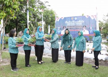 Tim Penggerak PKK Prov. Kalteng Ikuti Kegiatan Gertam Cabai Serentak