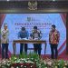 Wagub Edy Pratowo Bersama Ketua Dewan Komisioner OJK RI Tandatangi NPHD BAST Barang Milik Pemprov Kalteng