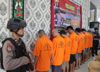 Polisi Ringkus 10 Pengedar Sabu Beserta Barbuk 287, 48 Gram