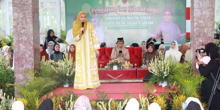 Ustadz Maulana Bak Magnet Dalam Pengajian Gubernur Kalteng dan Istri Hari Ini