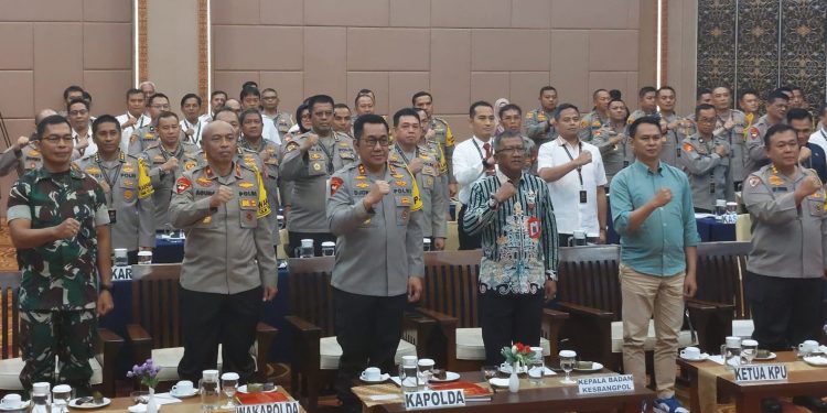 Wakili Gubernur, Kaban Kesbangpol Sampaikan Materi Potensi Konflik Sosial 2024