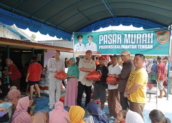 Pempov Kalteng Gelar Pasar Murah di Masjid Al-Muhajirin Kereng Pangi
