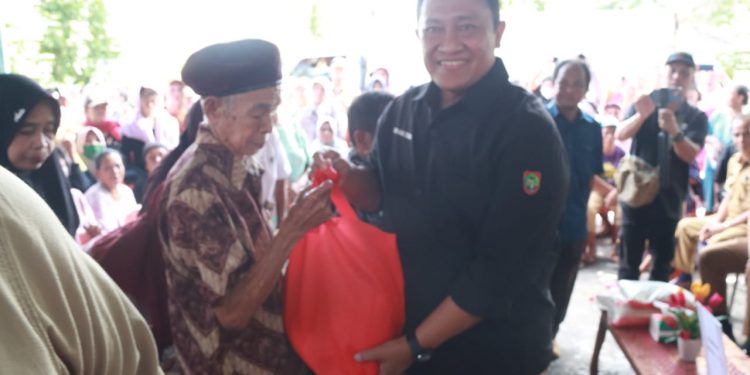 Wagub Edy Pratowo Buka Pasar Murah di Kabupaten Pulang Pisau