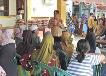 Sekda H. Nuryakin Buka Pasar Murah pada Empat Lokasi di Murung Raya