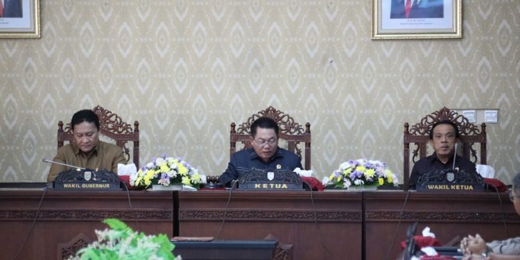 Wagub Edy Pratowo Sampaikan LKPj Gubernur Akhir TA. 2023